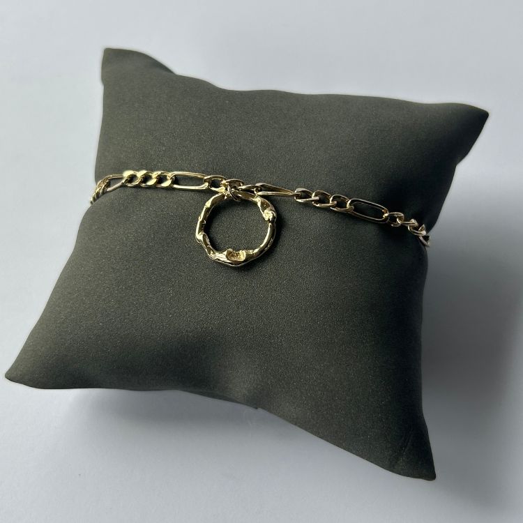 9ct gold dainty chain bracelet with Lulu and Boo small gold halo charm