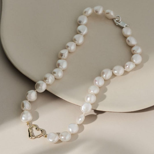 Cultured Pearl and 9ct Gold Molten Heart Choker
