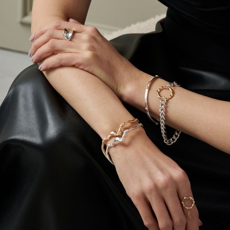 Wiggle Molten Sterling Silver Bangle