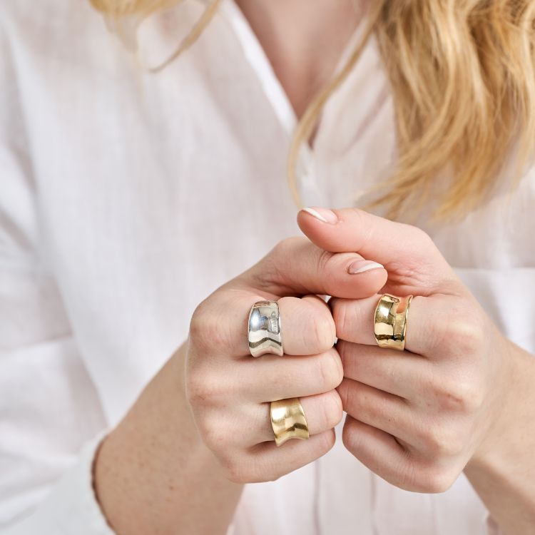 Brushed 9ct Gold Saddle Ring