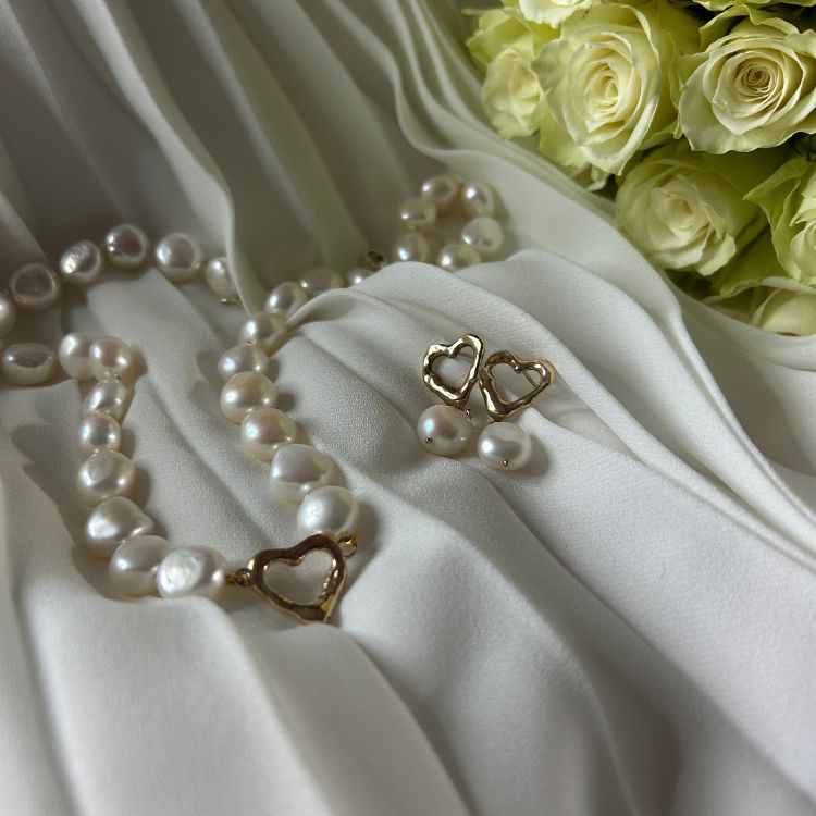 Molten Heart Studs with Pearls 18ct Gold
