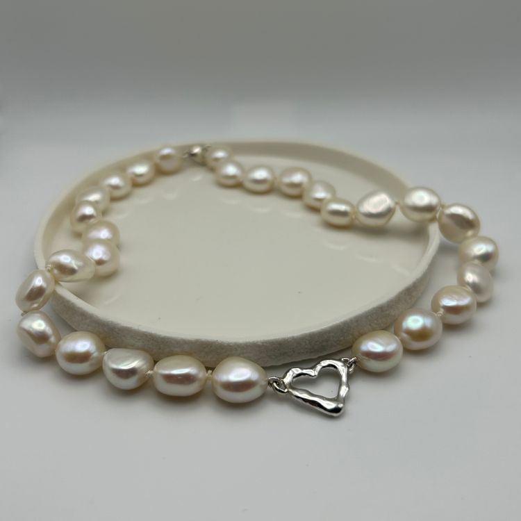 Cultured Pearl Choker with Silver Molten Heart