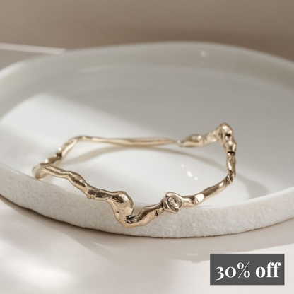 Wiggle Molten Gold 9ct Bangle