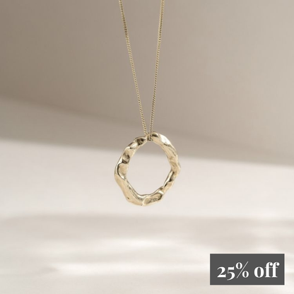 9ct Gold Molten Halo Necklace - Medium