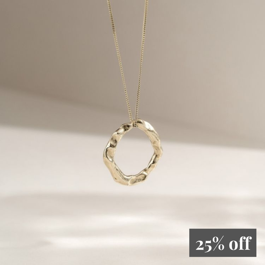 9ct Gold Molten Halo Necklace - Medium