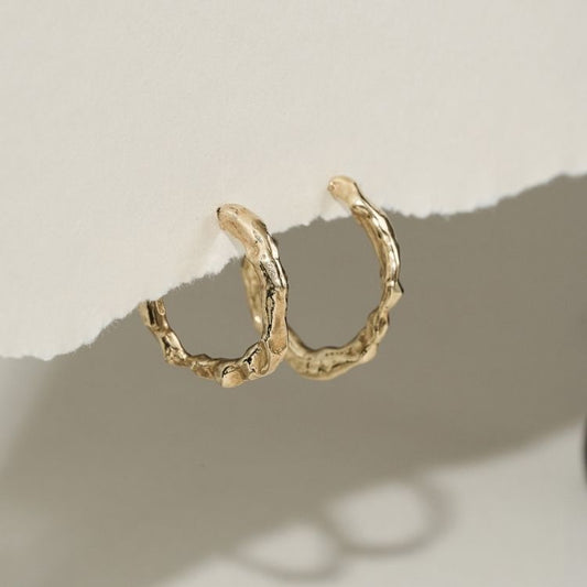 9ct gold Molten Hoop earrings - Medium