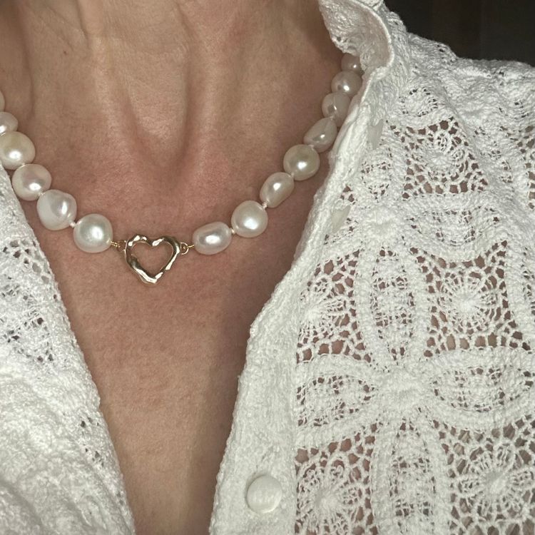 Cultured Pearl Choker with Silver Molten Heart