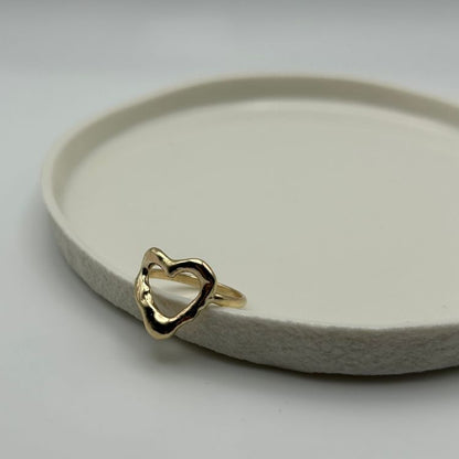 Molten 9ct Gold Heart Ring