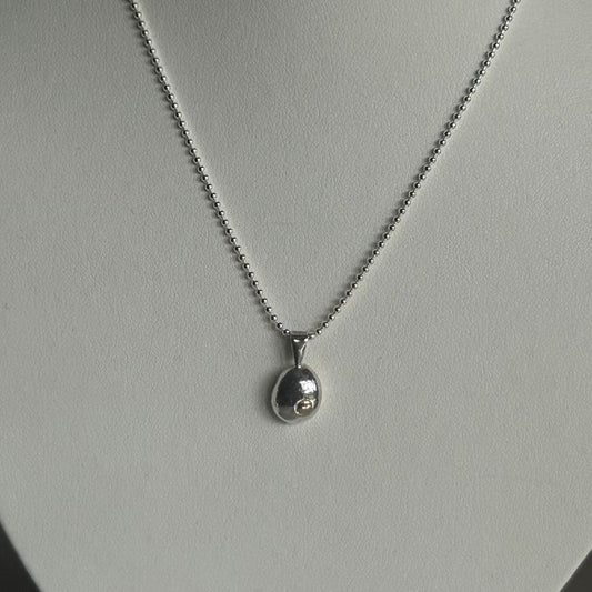 Silver bobble necklace with 9ct tiny bobble detail on 16" chain