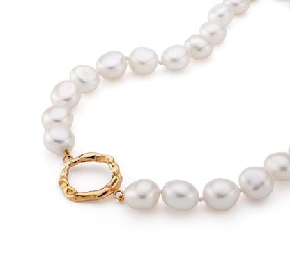 Pearl Choker with 18ct Gold Halo