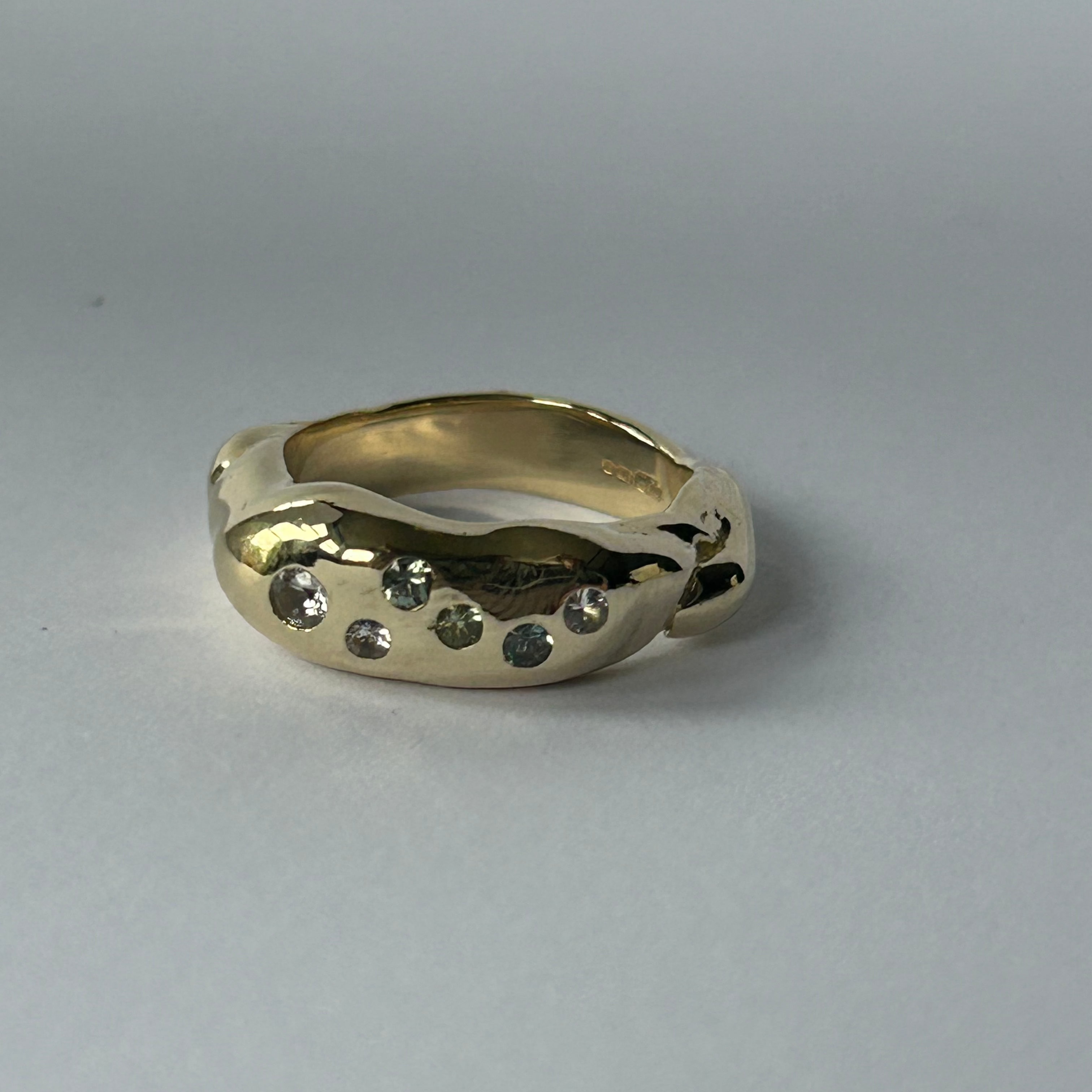 18 Carat Gold Sapphire Ring - Chunky Molten - Multiple Stones