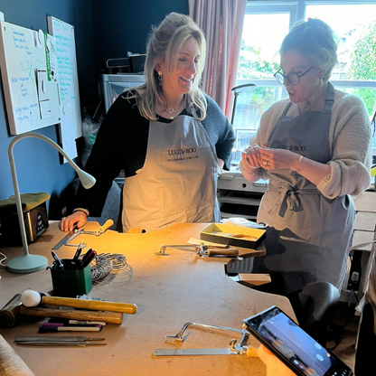 Gift a jewellery making experience day - Workshop gift cards