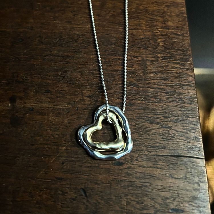 9ct Gold Molten Heart Necklace - Large