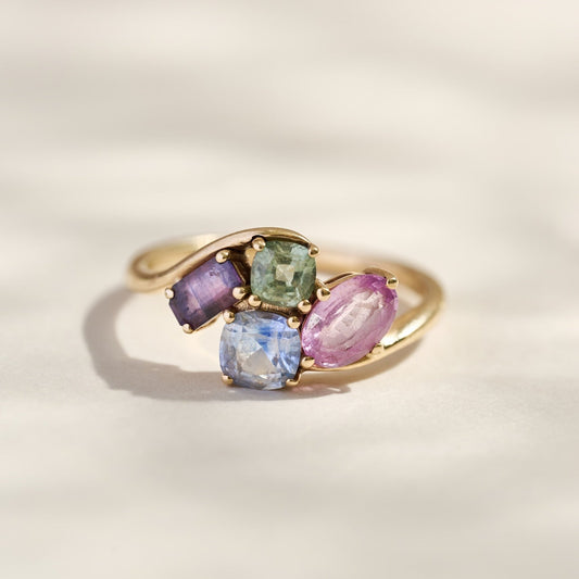 Harlequin Sapphire Cluster 18ct Gold Ring