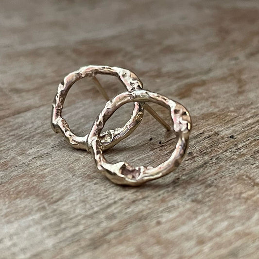 9ct gold Molten Halo earrings